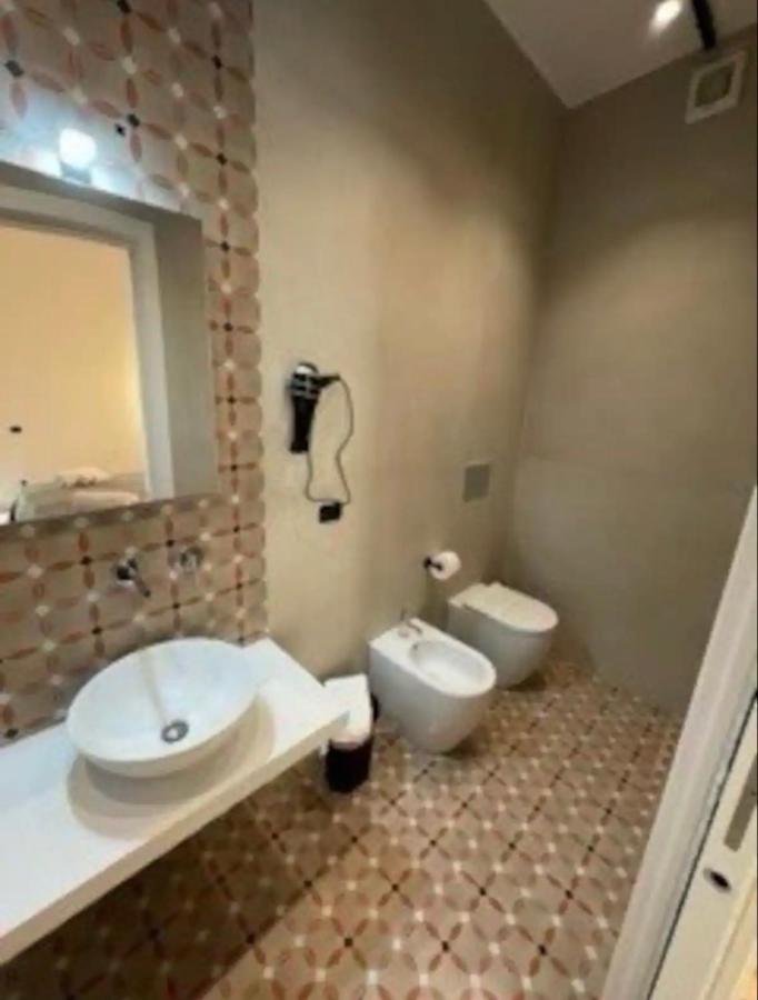 נאפולי B&B Vittoria מראה חיצוני תמונה